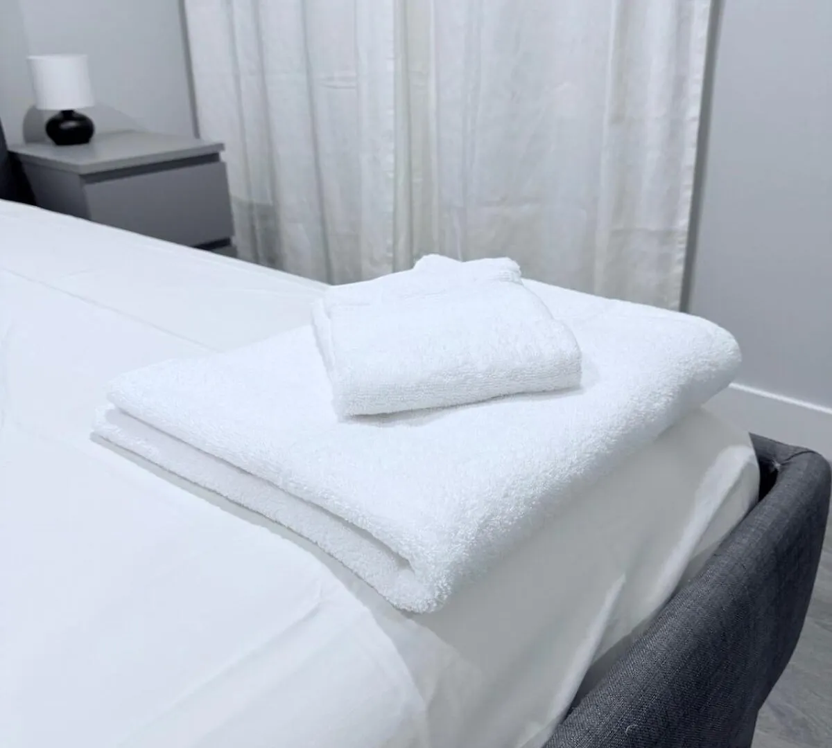 エドモントン Cozy Basement Retreatヴィラ 別荘